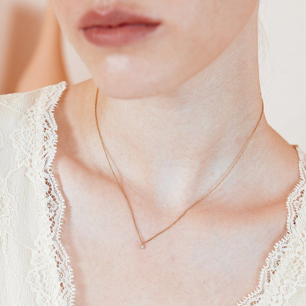 DAEDRA | Petite Diamond Solitaire Necklace Perri Foia 
